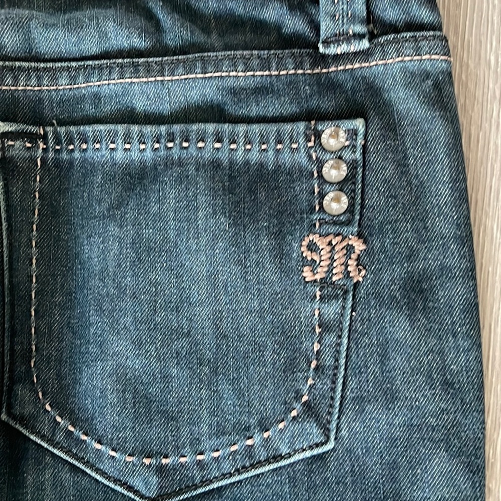 Miss me jeans size 28. Styles JP4517. Color: Montreal. Inseam: 33